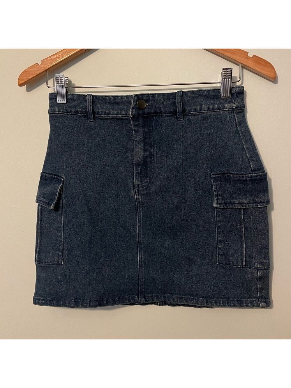 Le Lis Denim Skirt Size Small